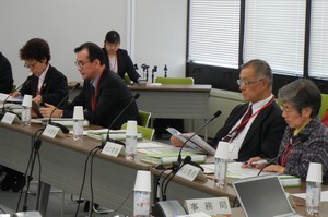 がん対策でゲノム医療の提供体制を構築へ