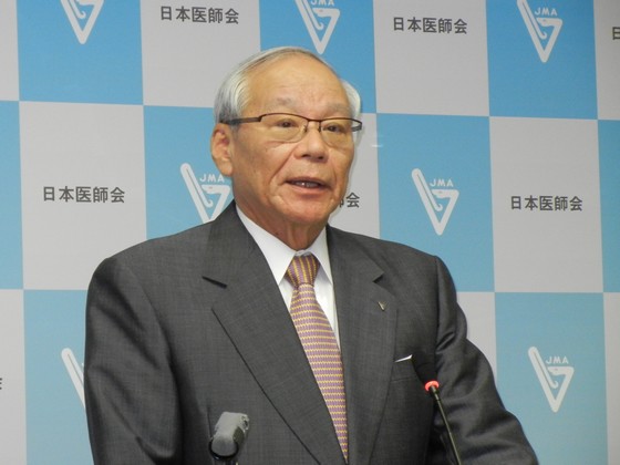 診療報酬本体の引き下げ、「無謀な判断」のサムネイル画像