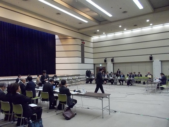 【中医協】療養病棟のデータ提出、200床未満に賛否のサムネイル画像