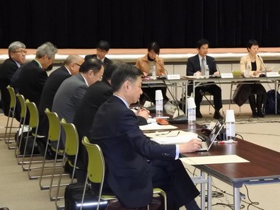 【中医協】支払側「黒字転換」、診療側「危機的な状況」のサムネイル画像