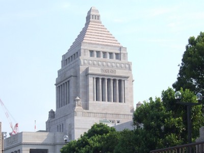 民間議員、本体マイナスの必要性を示唆のサムネイル画像