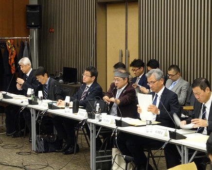 入院医療評価体系、急性期の基本部分に7対1追加をのサムネイル画像