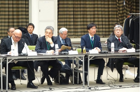 【中医協】フリーランス病理医への評価見送りへのサムネイル画像