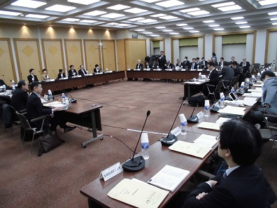 【中医協】点数配分の議論決着、2月7日答申へのサムネイル画像