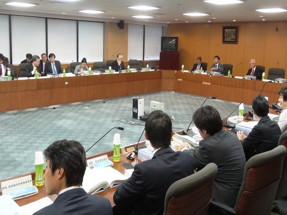 医師需給は28年ごろ均衡、「週60時間労働制限」でのサムネイル画像