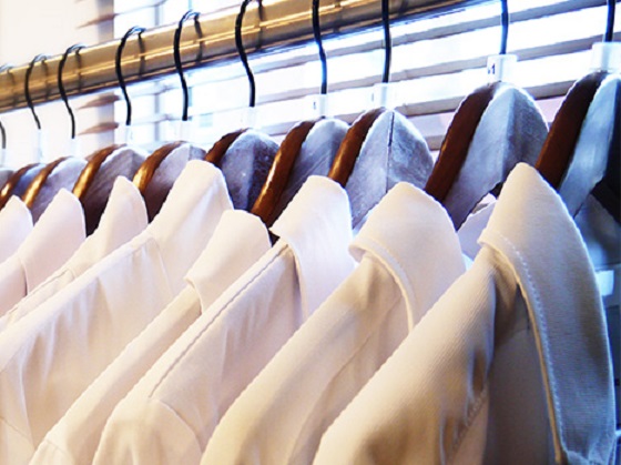 医療者に愛される、おしゃれで高品質な白衣のサムネイル画像