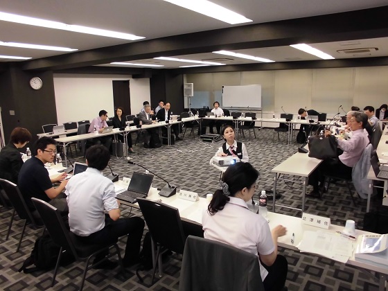 入院基本料組み替えの影響など実態調査のサムネイル画像