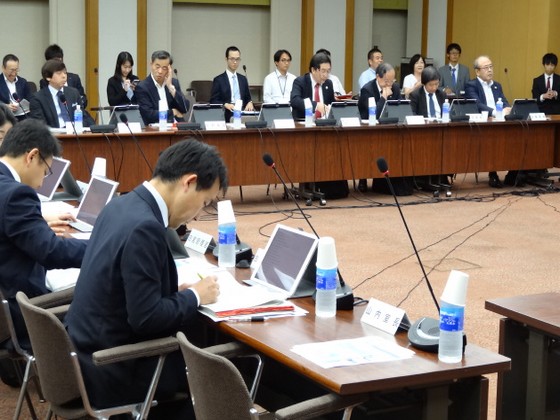 後期高齢者の自己負担割合、引き上げに賛否両論のサムネイル画像