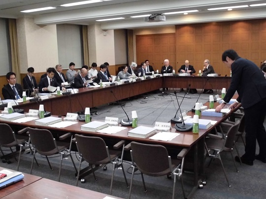 「医師少数区域での勤務要件」対象拡大を検討へのサムネイル画像