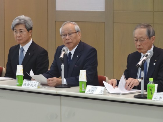 将来の消費税率引き上げ対応、医療団体間で温度差のサムネイル画像