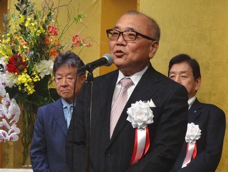 医療消費税問題、「課税含めて新たな視点で議論必要」