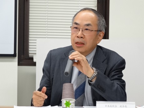 新専門医制度で医師の地域・診療科偏在、7割超「進む」