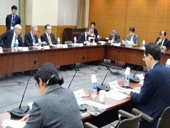 がん遺伝子パネル検査、同意取得の手順書案など了承のサムネイル画像