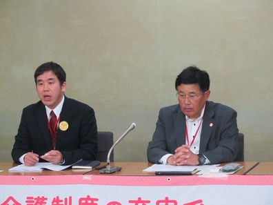 介護労働者の半数、健康に不安のサムネイル画像