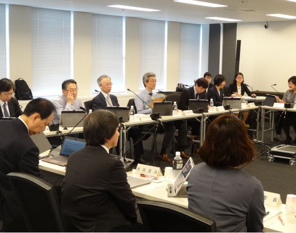 DPC病院の要件見直し、平均在院日数と診療密度で