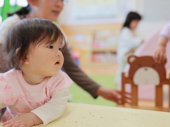 院内保育所に地域の児童を受け入れ、運営基盤を強化のサムネイル画像