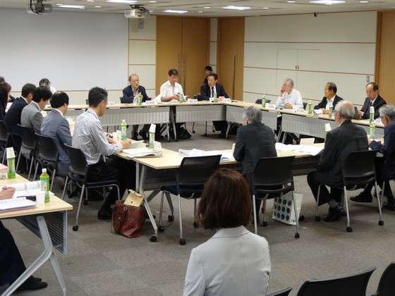 医療事故調査制度、運営上の課題を議論のサムネイル画像