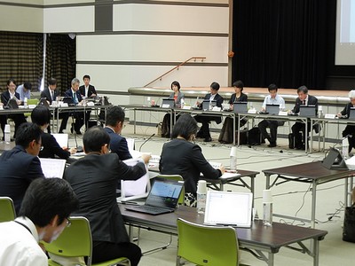 勤務環境改善への取り組みを診療報酬でさらに評価へ