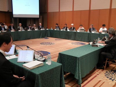 給付と負担で議論、後期高齢者2割・外来受診時・薬剤