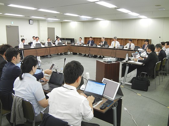 特定集中治療室管理料1・2、施設基準見直しが論点にのサムネイル画像