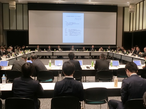 介護保険制度の持続可能性確保、不動産勘案など議論のサムネイル画像