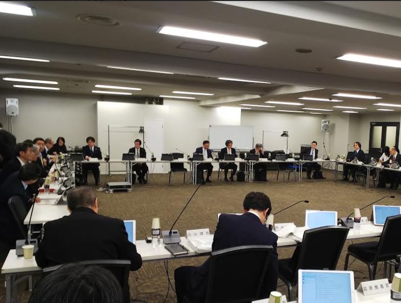 働き方改革に支払側反発、診療報酬改定の基本方針のサムネイル画像