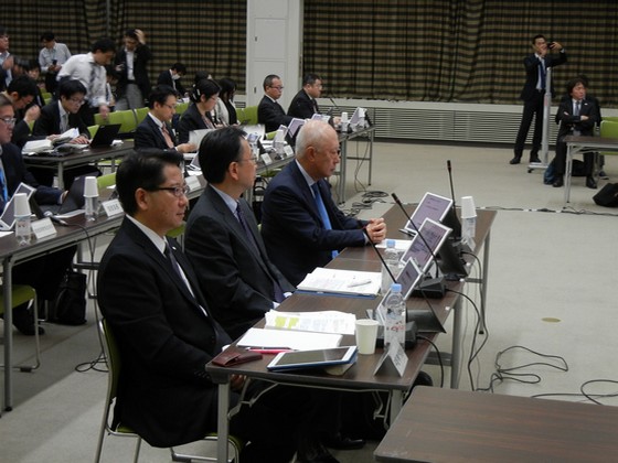 中医協、10月改定前の実勢価で20年度薬価改定を了承のサムネイル画像