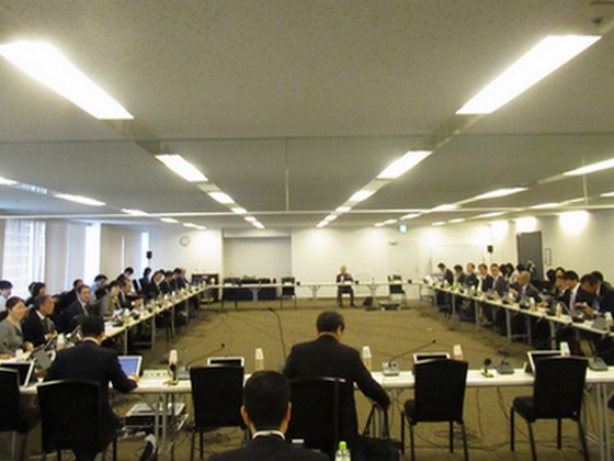 介護人材対策へ、総合確保基金の活用「不十分」