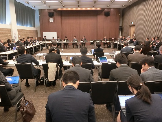 下肢静脈瘤の手術など、実態を踏まえた評価へ見直しのサムネイル画像