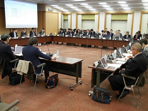 次期診療報酬改定の基本方針、12月上旬に取りまとめへのサムネイル画像