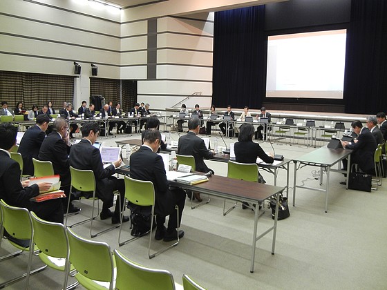 機能強化加算、患者説明の要件化を巡り再び意見対立のサムネイル画像