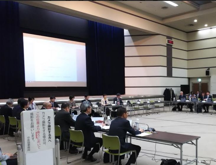 分割調剤、次回改定でまた半歩前進へのサムネイル画像