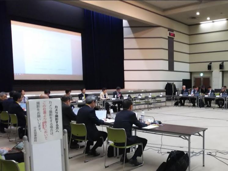 改定率で中医協が意見取りまとめ、加藤厚労相に提出のサムネイル画像