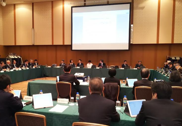 保湿剤など医薬品給付の在り方で対立、答申附帯意見のサムネイル画像