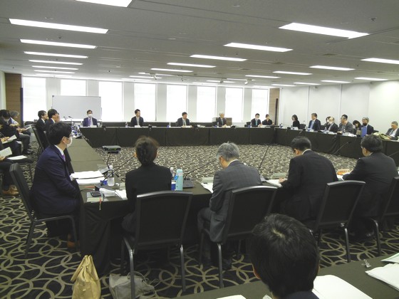 医師の将来需給を近く推計へ、厚労省のサムネイル画像