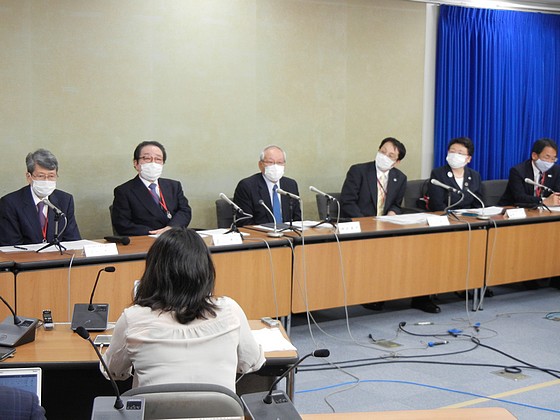 コロナ対応で大学病院は年5千億円減収、補填を要請のサムネイル画像