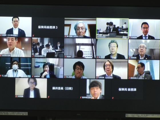 医療等情報の利活用、費用負担は医療保険部会で検討へのサムネイル画像