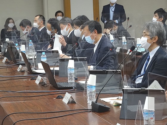 受診時定額負担の見直しなどの議論取りまとめのサムネイル画像