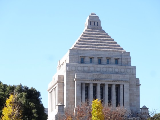 医療機関への支援などで1兆6千億円余り増額のサムネイル画像