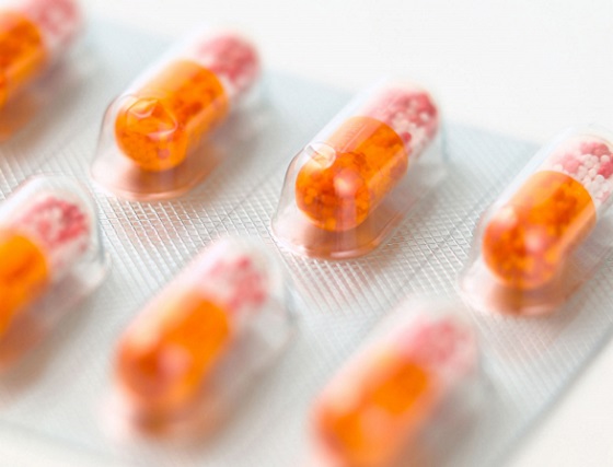 新薬8成分12品目の承認について審議、厚労省部会のサムネイル画像