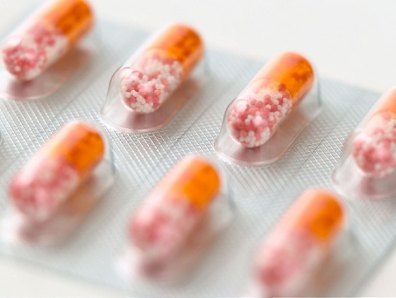 新薬2成分3品目を18日薬価収載、コロナ下の臨時措置のサムネイル画像