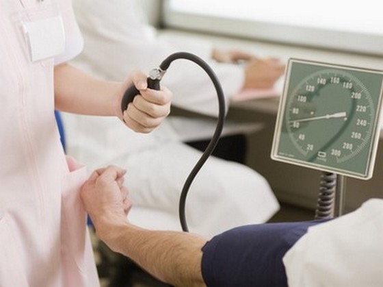 38％の患者がコロナ流行下に「受診減」のサムネイル画像