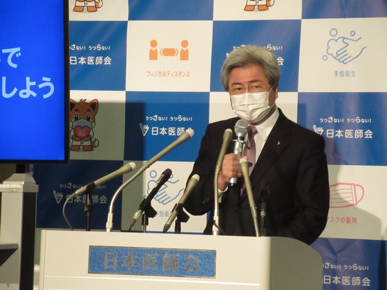 高齢者への接種前に「徒手空拳で戦に向かう状況」