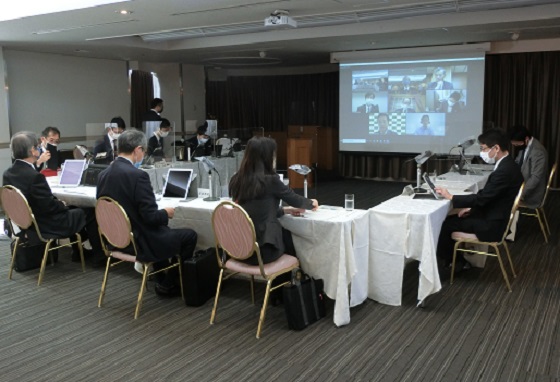 オンライン診療の指針、改定の方向性をおおむね了承のサムネイル画像