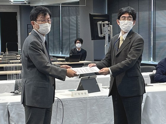 中医協が次期改定で両論併記の意見、後藤厚労相に提出のサムネイル画像