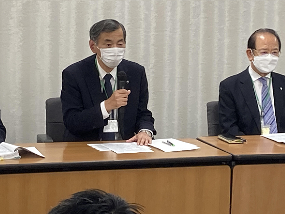 健保組合、21年度は825億円の赤字見込みのサムネイル画像