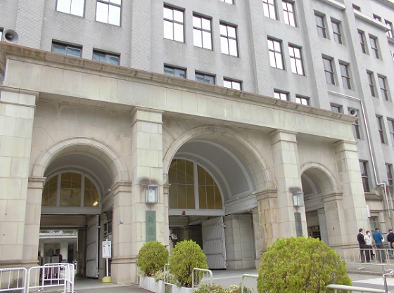 財務省、公立病院への繰り出しを疑問視のサムネイル画像