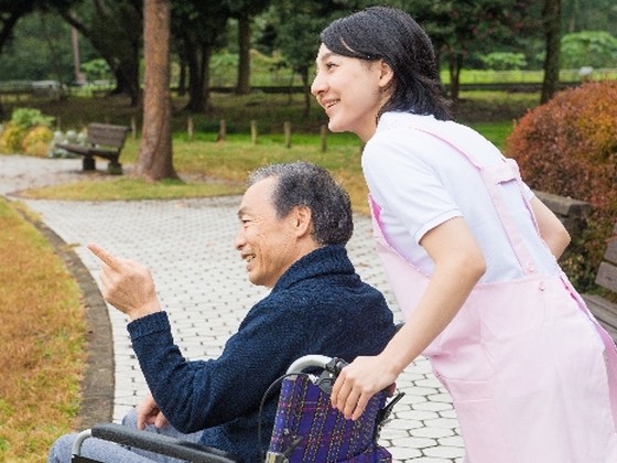 介護事業者の市場撤退、初の600件超のサムネイル画像