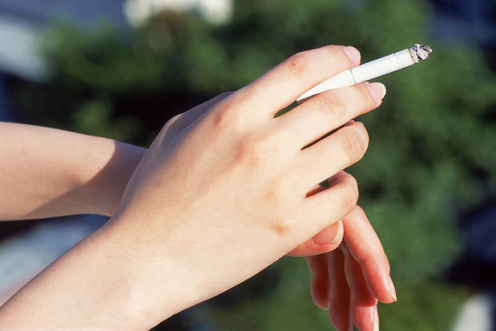 敷地内全面禁煙、病院100％のサムネイル画像