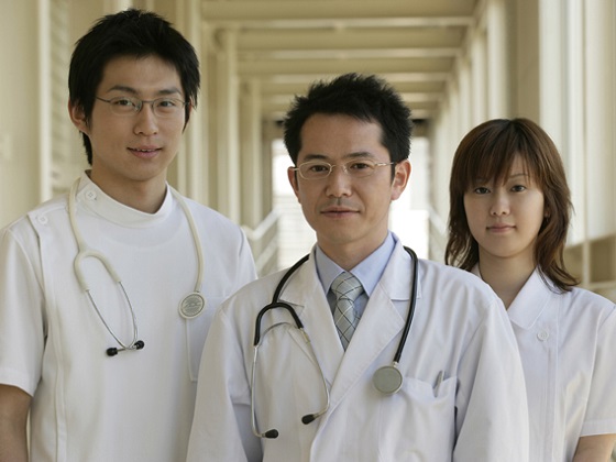 24年度の医学部総定員、上限9,420人のサムネイル画像